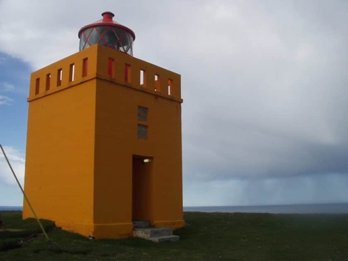 Couverture LES VAGUES ET L'ENFANT de Maxime COTON