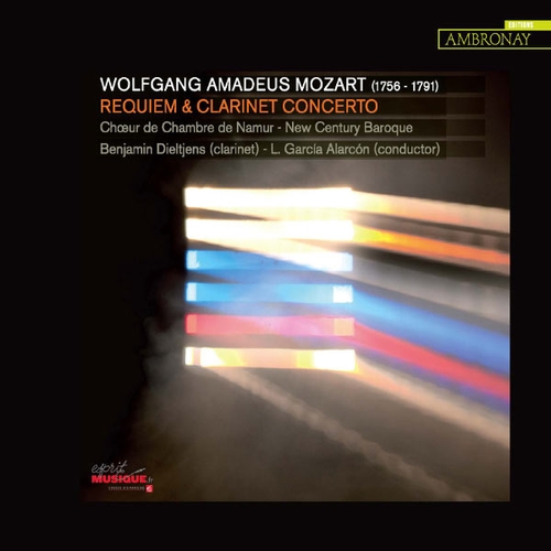 Couverture REQUIEM & CLARINET CONCERTO de Wolfgang Amadeus MOZART
