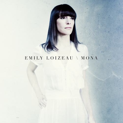 Couverture MONA de Emily LOIZEAU