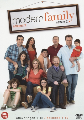 Couverture MODERN FAMILY - 2/1 de Michael SPILLER