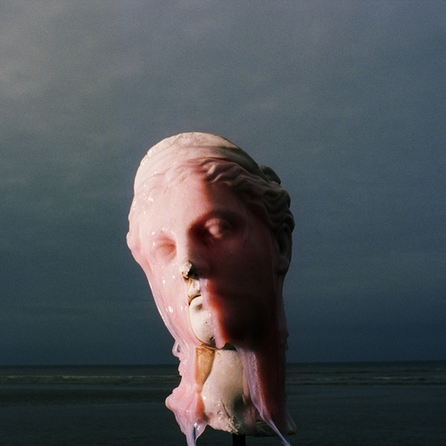 Couverture IT COMES de NOVA MATERIA