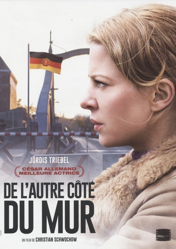 Couverture DE L'AUTRE CÔTÉ DU MUR de Christian SCHWOCHOW