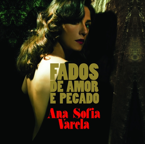 Couverture FADOS DE AMOR E PECADO de Ana Sofia VARELA