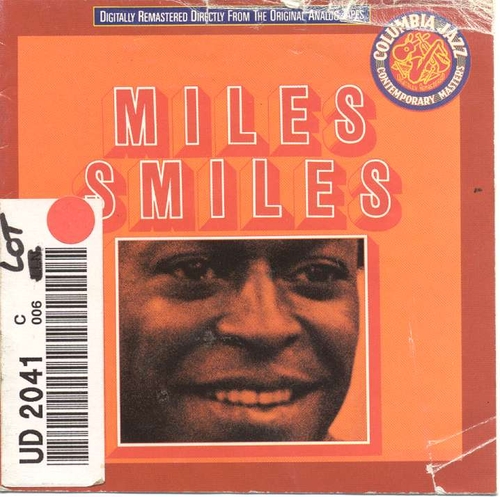 Couverture MILES SMILES de Miles DAVIS