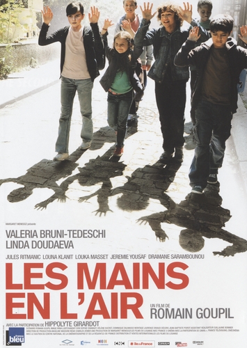 Couverture LES MAINS EN L'AIR de Romain GOUPIL