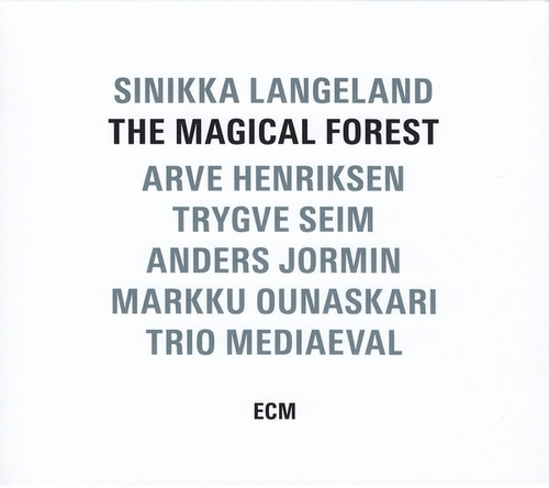 Couverture THE MAGICAL FOREST de Sinikka LANGELAND