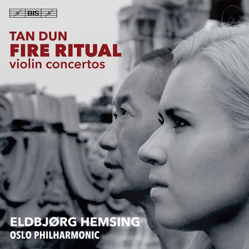 Couverture FIRE RITUAL - VIOLIN CONCERTOS de Dun TAN