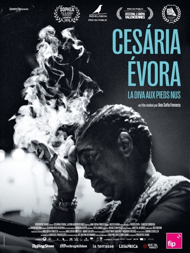 Couverture CESÁRIA ÉVORA, LA DIVA AUX PIEDS NUS
