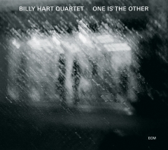 Couverture ONE IS THE OTHER de Billy HART QUARTET