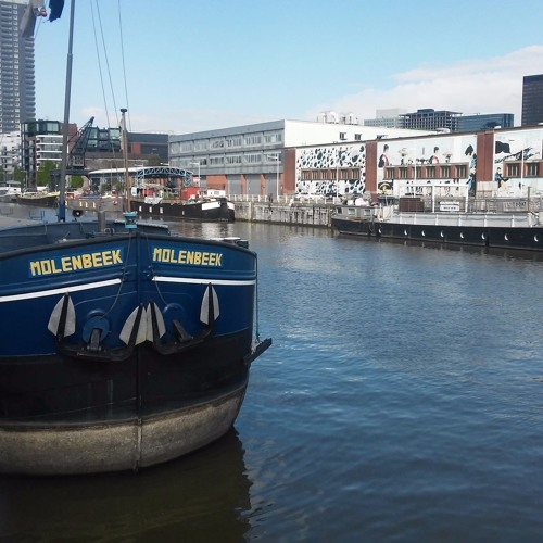 Couverture BANAL CANAL de Alice LEMAIRE