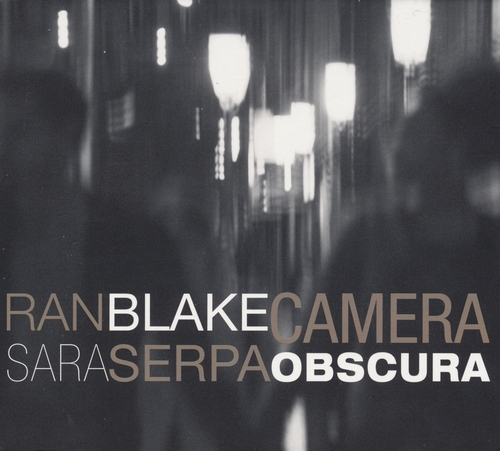 Couverture CAMERA OBSCURA de Ran BLAKE & SARA SERPA