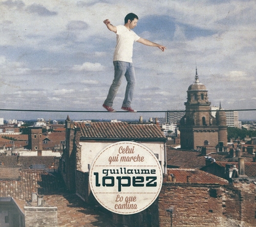 Couverture CELUI QUI MARCHE - LO QUE CAMINA de Guillaume LOPEZ