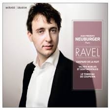 Couverture GASPARD DE LA NUIT / VALSES NOBLES / LE TOMBEAU DE COUPERIN de Maurice RAVEL