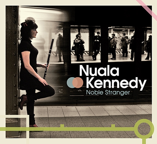 Couverture NOBLE STRANGER de Nuala KENNEDY