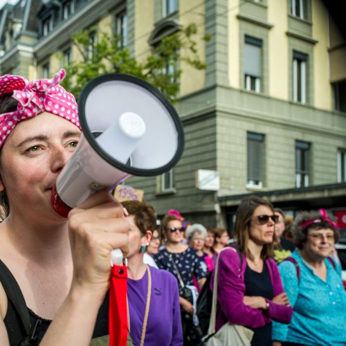 Grève des femmes à Genève - photo  Gustave Deghilage - licence Creative Commons