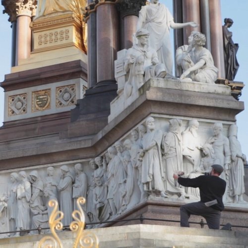 Alex Bartsch au travail - projet Covers