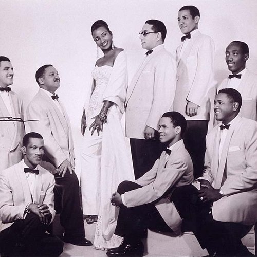 Celia Cruz y la Sonora Matancera (via wikicommons)