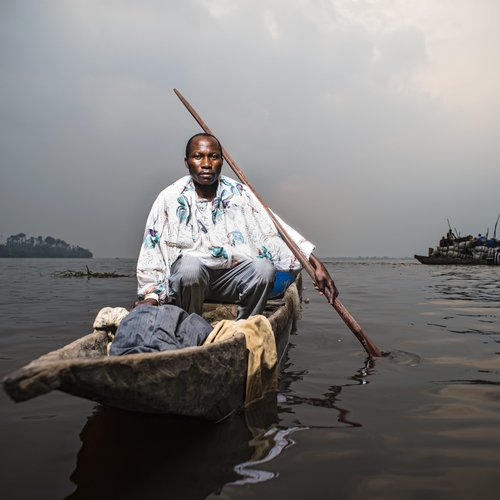 Pêcheur du Congo, une photo d'Ollivier Girard/CIFOR (flickr)