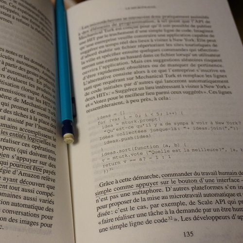 En attendant les robots - Antonio Casilli - Le Seuil.jpg