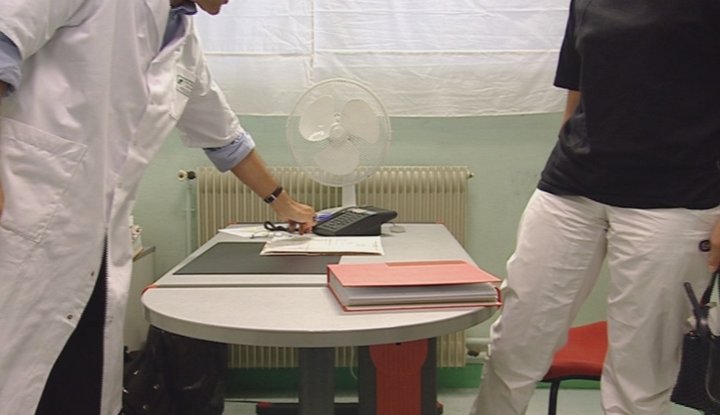 Ils ne mouraient pas tous - mais tous étaient frappés 57 - (c) Bruneau et Roudil 2005