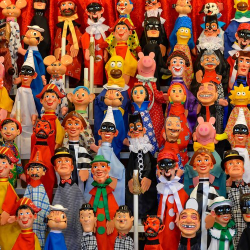 Poupées et marionnettes