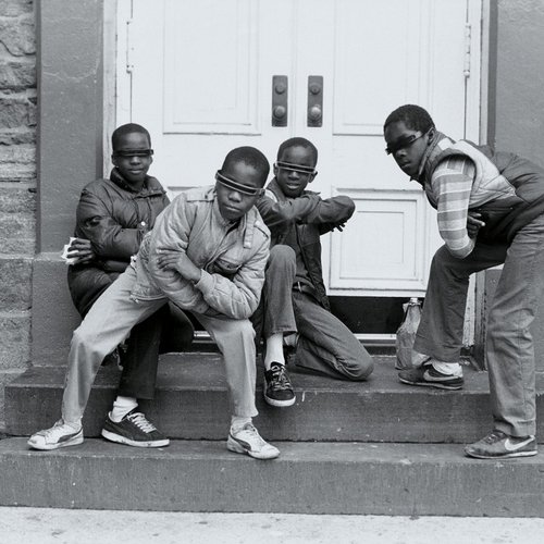 Jamel Shabazz - jeunes garçons à Flatbush, Brooklyn  - 1980