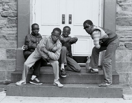 Jamel Shabazz - jeunes garçons à Flatbush, Brooklyn  - 1980