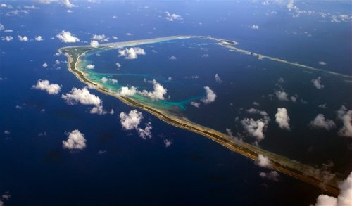 Vue aérienne de Majuro, un des atolls des îles Marshall