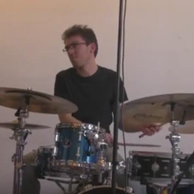 Garbage Ghost. En scène!